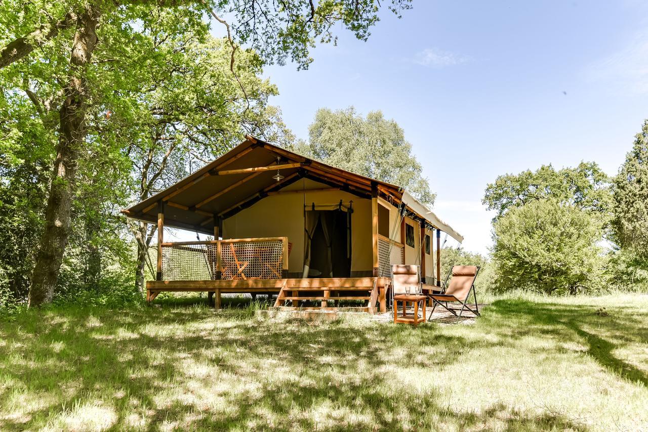 Les Etangs De Taysse Hotel Espagnac Buitenkant foto