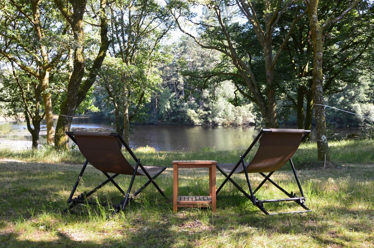 Les Etangs De Taysse Hotel Espagnac Buitenkant foto